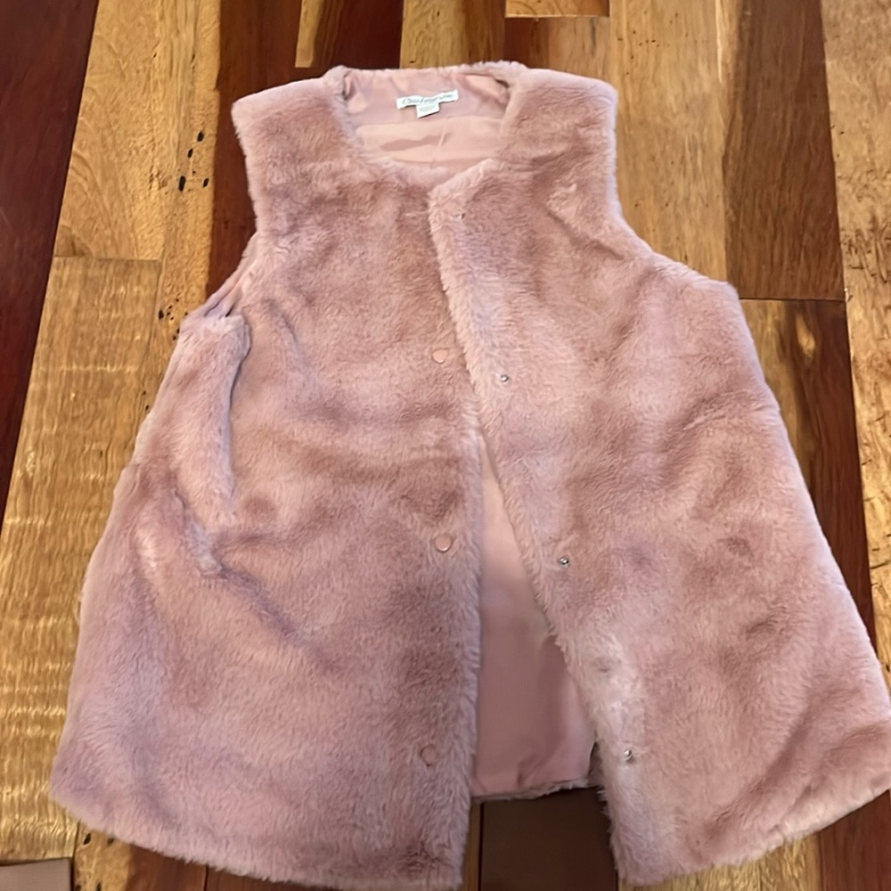 Girls fur vest